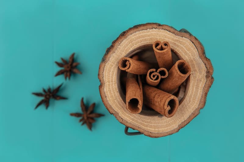 کاهش و درمان فشار خون با عرق دارچین